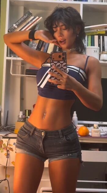 Full leaked Xue xiao private onlyfans photo