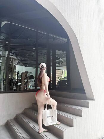 Full leaked Xuxu miss you private onlyfans photo