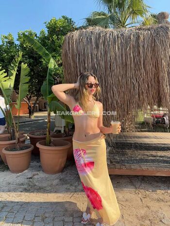 Full leaked Yagmur xorg private onlyfans photo