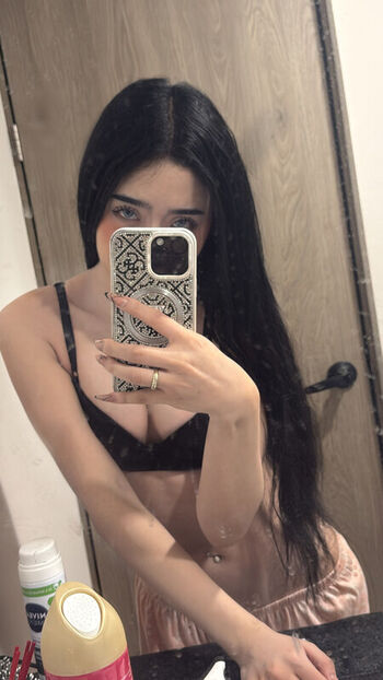 Full leaked Yamiletht private onlyfans photo