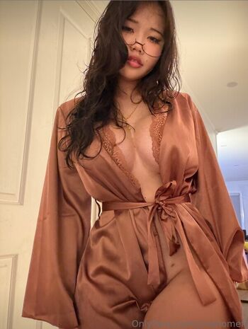 Full leaked Yinahomefi private onlyfans photo