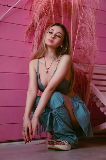 Full leaked Youlimi private onlyfans photo