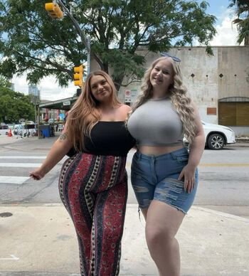 Full leaked Yourcurvystacy private onlyfans photo