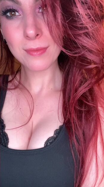 Full leaked Yourfavoriteredhead private onlyfans photo