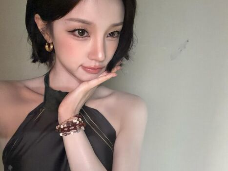 Full leaked Yuqi private onlyfans photo
