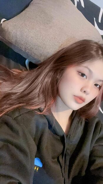 Full leaked Yuri gen private onlyfans photo