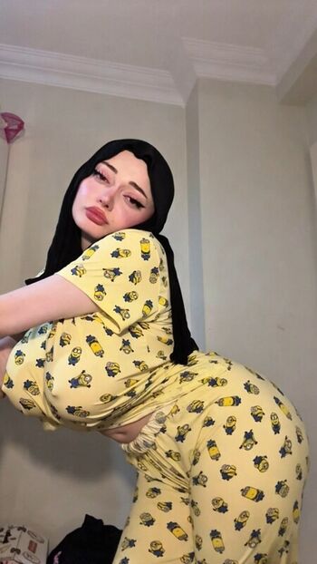 Full leaked Zelal private onlyfans photo
