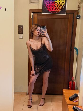 Full leaked Zelderler private onlyfans photo