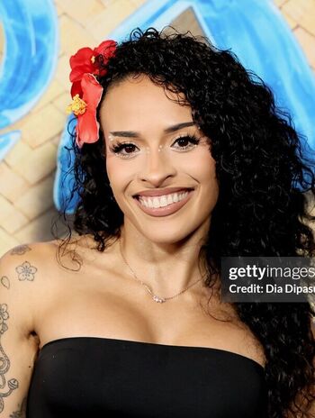 Full leaked Zelina vega private onlyfans photo