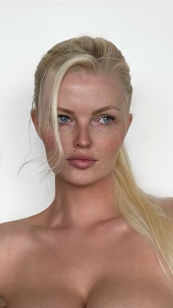 🔥 Ziennaeve leaked private photo uncensored full