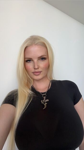 🔥 Ziennaeve leaked private photo uncensored full