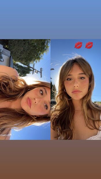 Zoe Simmons