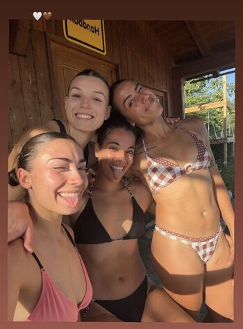 Full leaked Zoe turnes private onlyfans photo