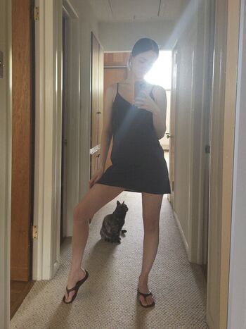 Full leaked Zoeplzshutup private onlyfans photo