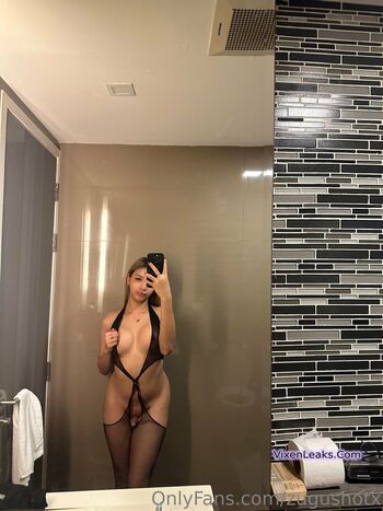 Full leaked Zugushot private onlyfans photo