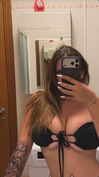 Full leaked Zuleika balzano private onlyfans photo