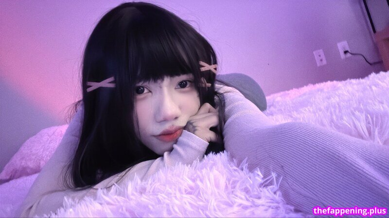 Cyb3r / Cyb3r0w0 / cyber0v0 / kitsunemai / zzoey0 / zzoey0w0 누드 OnlyFans 사진 #9
